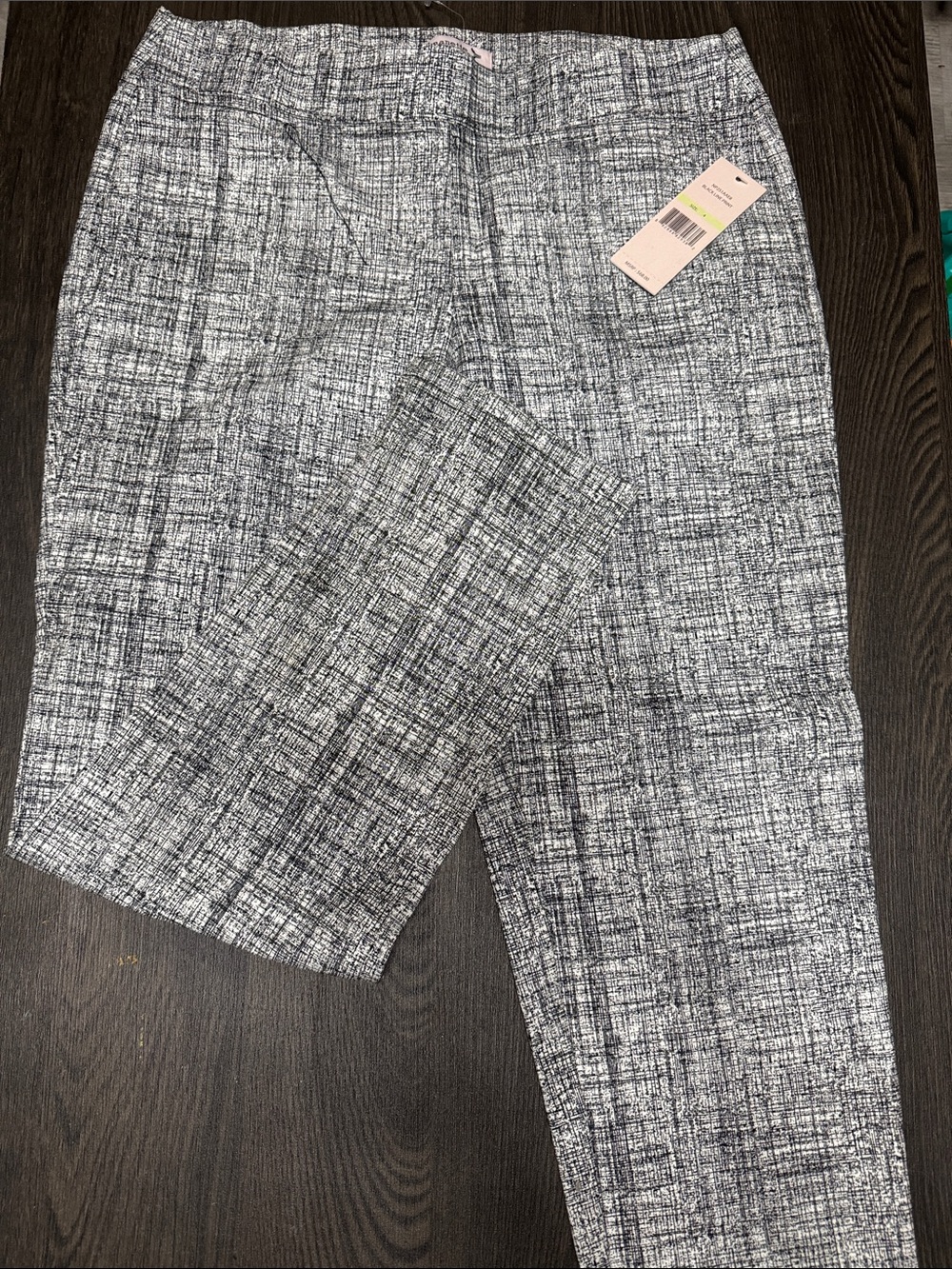 Nanette Lepore Black and White Textured pants